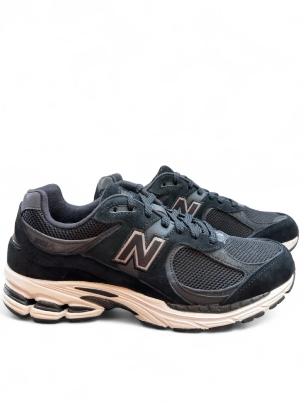 New Balance 2002R ‘Black Grey’ Sneakers Size US Men’s 10/ Women’s 11.5 (NEW)